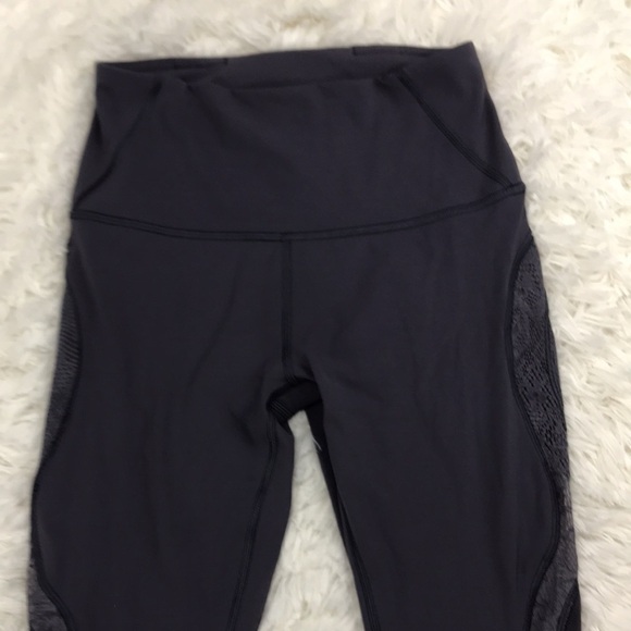 Lululemon Wunder Under Crop 21" *Lace Moonwalk - Picture 3 of 7